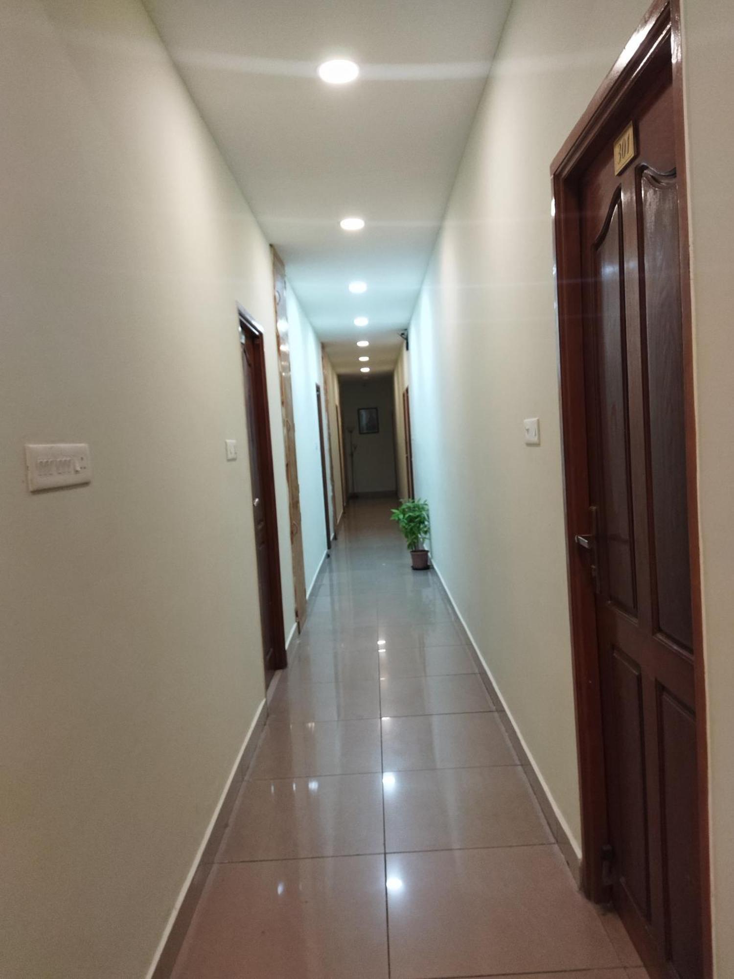 Chaplin Hotel Puducherry Exterior foto