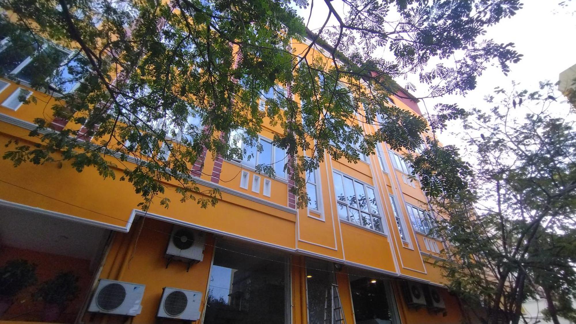 Chaplin Hotel Puducherry Exterior foto